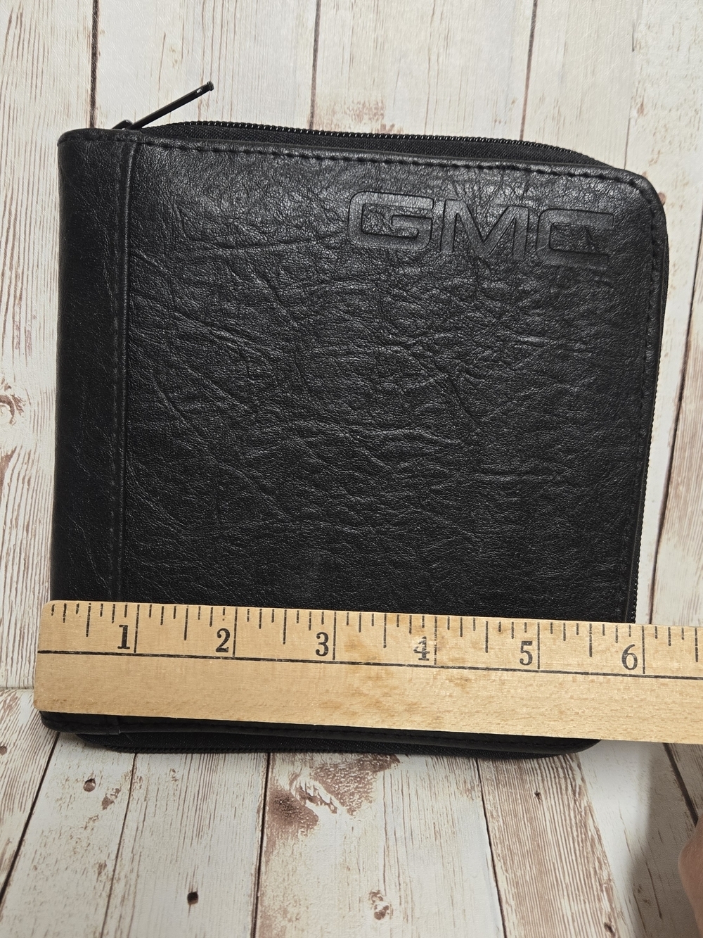 GMC CD Holder Case Zippered 12 Disc Organizer Black Faux Leather - Picture 6 of 12